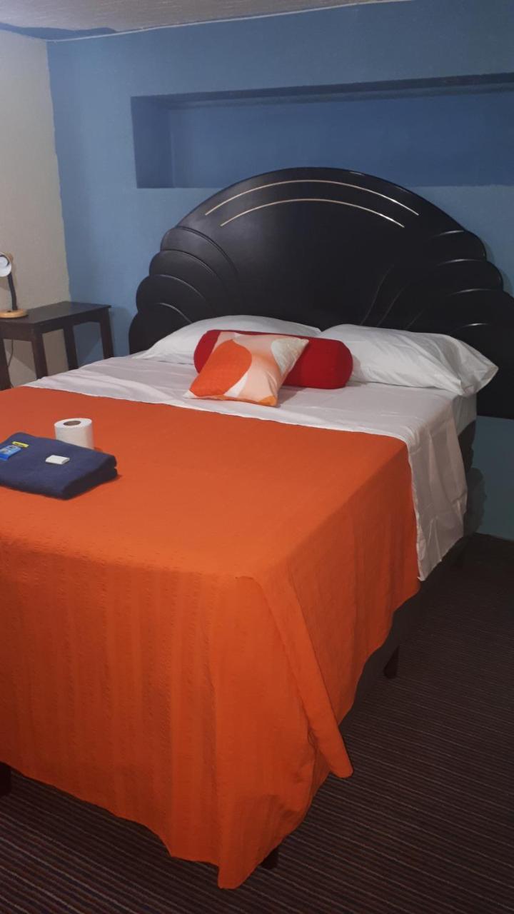 Hotel Kasa Kamelot 2 Quetzaltenango Ngoại thất bức ảnh
